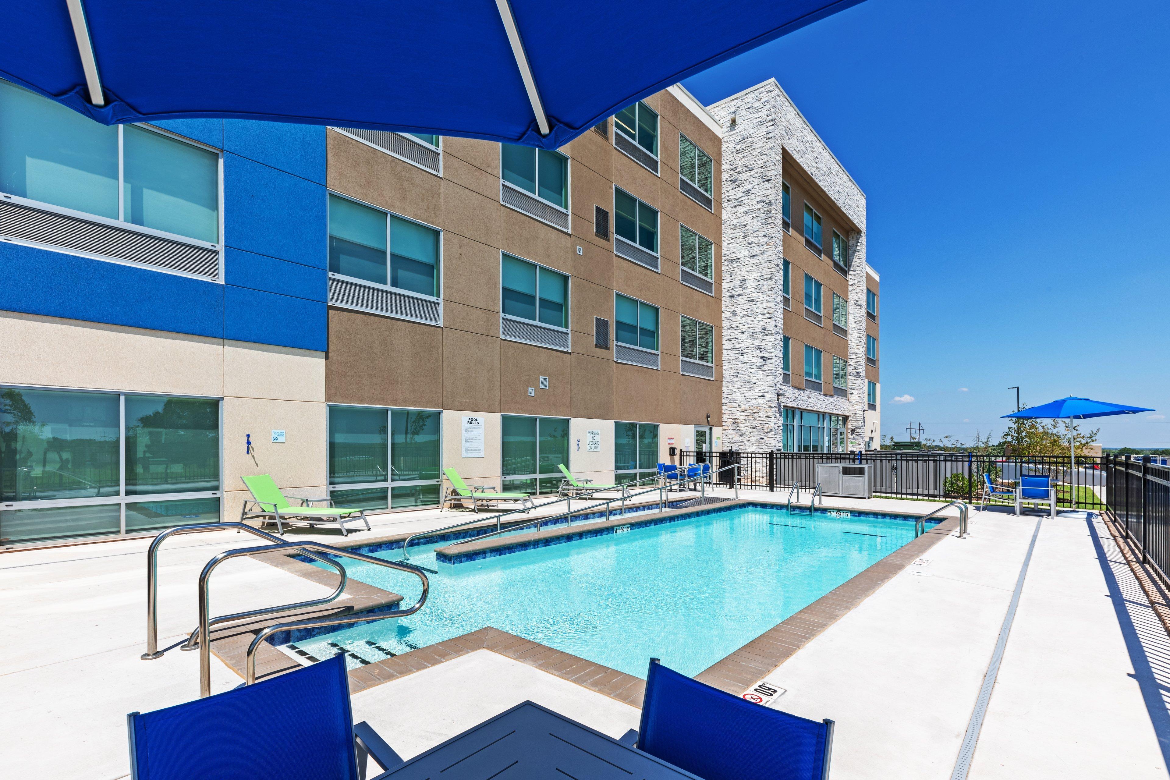 Holiday Inn Express & Suites Purcell By Ihg Exterior photo